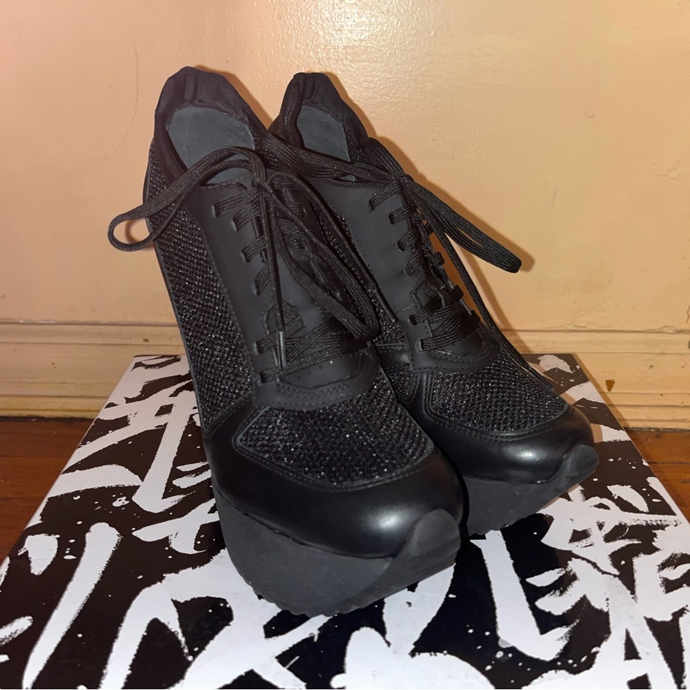 Ruthie Davis Racing Flat Wedge Size 9